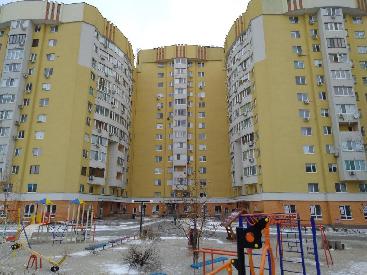 Современная Квартира В Новом Комплексе Возле Днепра تشيركاسي المظهر الخارجي الصورة